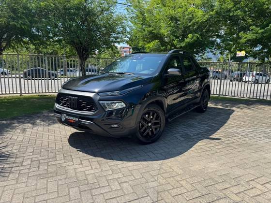 FIAT TORO 2.0 16V TURBO DIESEL ULTRA 4WD AT9 FIAT TORO 2.0 16V TURBO DIESEL ULTRA 4WD AT9